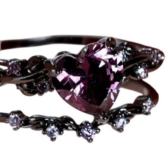 Heart Cut Amethyst & Moissanite 2 piece engagement wedding ring set in rhodium - Picture 8 of 8